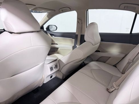 Used 2023 Toyota Camry XLE w/ Cold Weather Package image 20