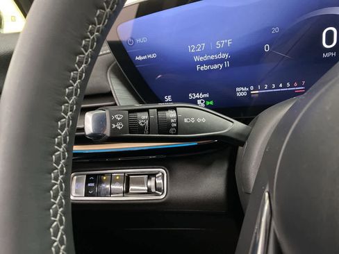 Used 2025 Buick Envision Sport Touring image 23