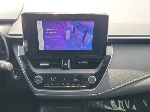 Certified 2025 Toyota Corolla SE FWD image 19