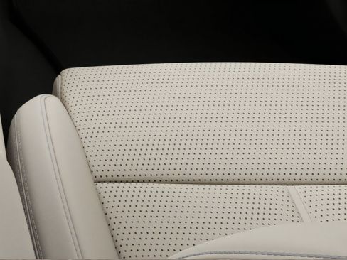 New 2026 Genesis G70 2.5T RWD image 22