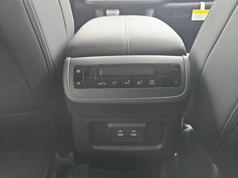 New 2026 Nissan Pathfinder SL FWD image 26