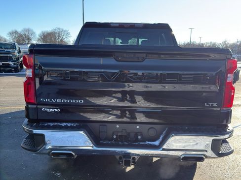 Used 2022 Chevrolet Silverado 1500 LTZ w/ LTZ Premium Package image 7