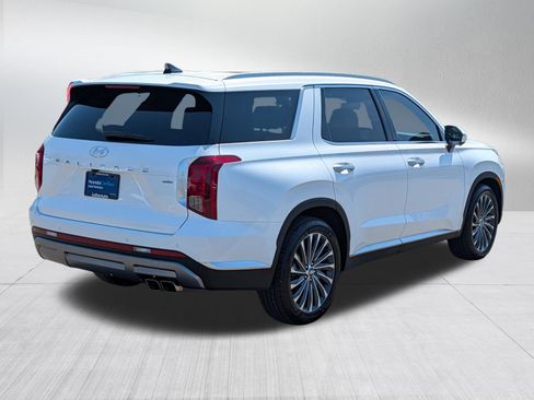 Certified 2023 Hyundai Palisade Limited w/ Cargo Package AWD/4WD image 7