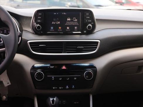 Used 2020 Hyundai Tucson SE FWD image 16
