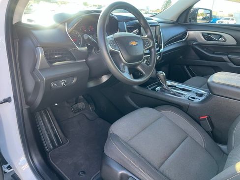 Used 2020 Chevrolet Traverse LS FWD image 31