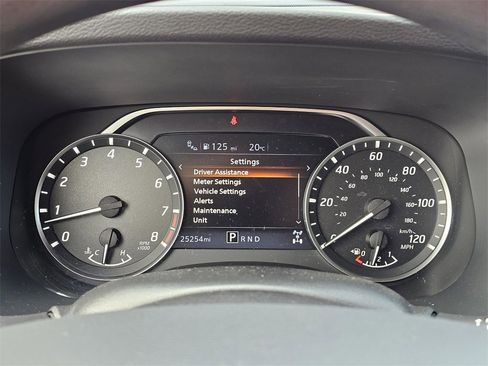 Used 2023 Nissan Frontier SV w/ Midnight Edition Package image 21