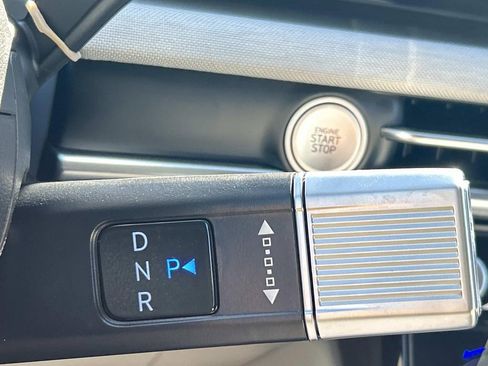 New 2026 Hyundai Tucson Limited image 32