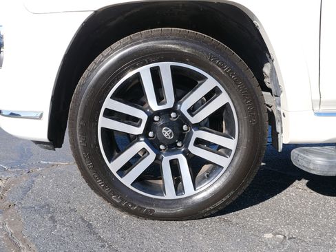 Used 2022 Toyota 4Runner Limited image 13