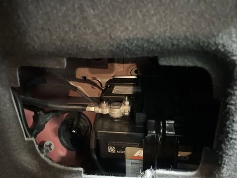 Used 2019 Chevrolet Camaro ZL1 image 24