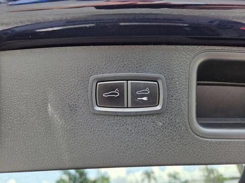 Used 2018 Porsche Macan S AWD/4WD image 11