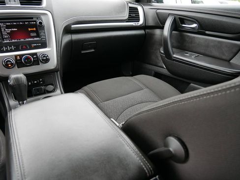Used 2015 GMC Acadia SLE AWD/4WD image 20