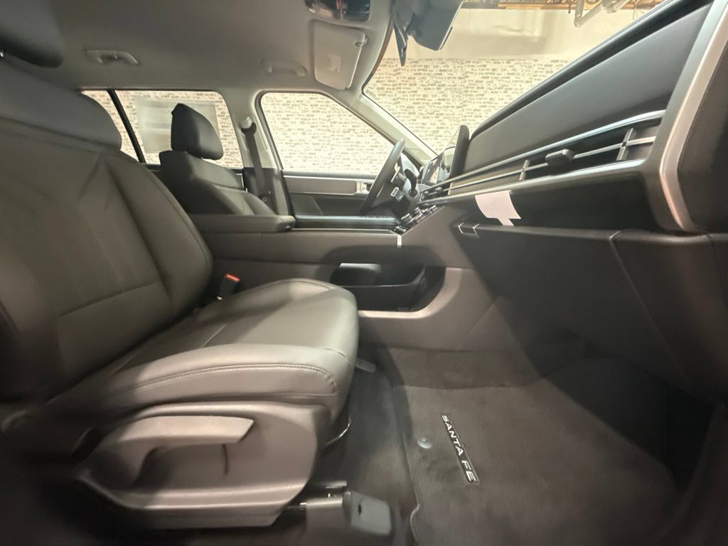New 2027 Hyundai Santa Fe SEL FWD image 12