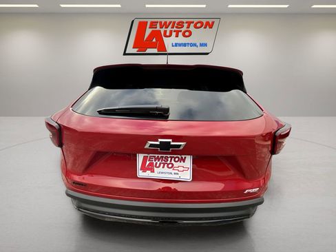 New 2026 Chevrolet Trax RS w/ Sunroof Package image 30