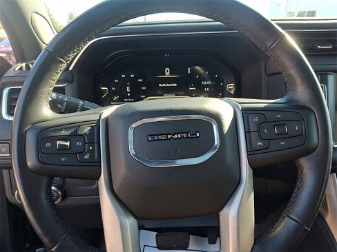 Certified 2022 GMC Yukon XL Denali image 20