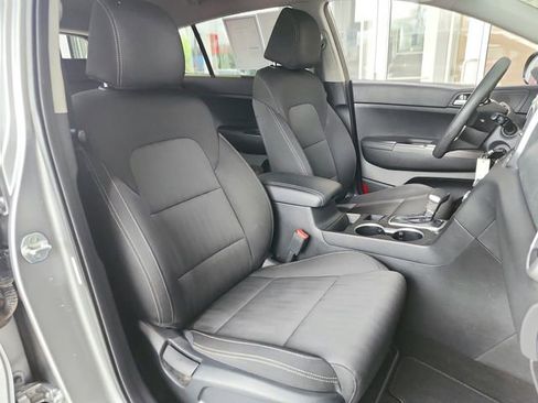 Used 2022 Kia Sportage LX AWD/4WD image 23
