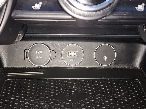 Used 2023 Genesis G70 2.0T w/ Sport Prestige Package image 11