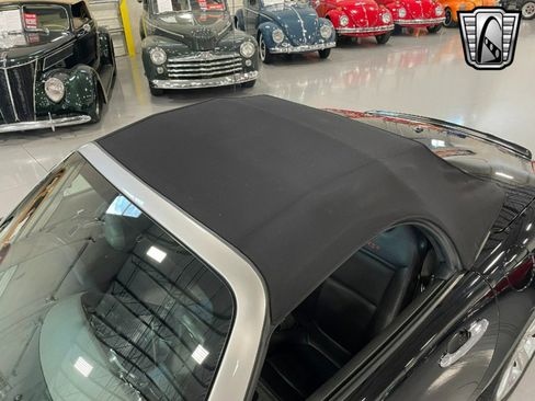 Used 2007 Pontiac Solstice GXP w/ Premium Package image 18