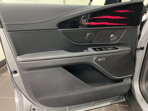 New 2026 Lincoln Nautilus Premier w/ Equipment Group 102A image 30