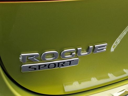 Used 2020 Nissan Rogue Sport SV w/ Technology Package AWD/4WD image 23
