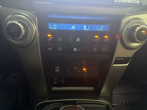 Used 2018 Toyota 4Runner Limited image 36