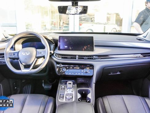 Certified 2025 INFINITI QX60 Luxe w/ Vision Package image 14