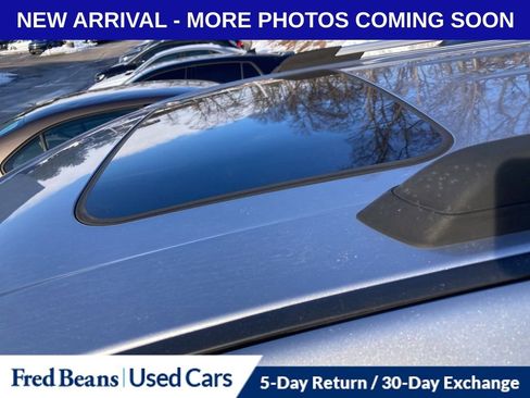 Used 2018 Dodge Journey Crossroad w/ Nav & Sun Group image 8