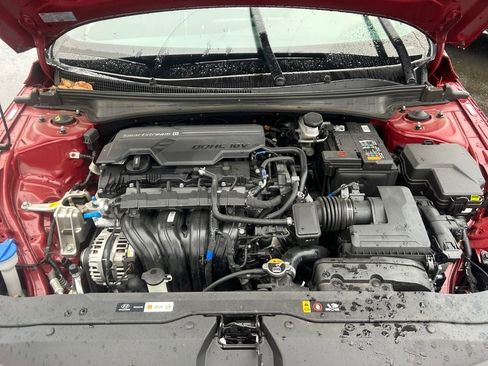 Certified 2025 Hyundai Elantra Sport w/ Cargo Package image 29