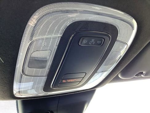 Certified 2025 Hyundai Elantra Sport image 29