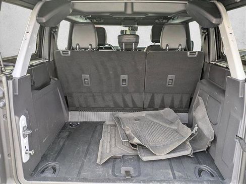 Used 2024 Ford Bronco Black Diamond image 6