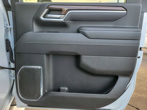 Certified 2025 Chevrolet Silverado 2500 LT w/ All Star Edition image 18