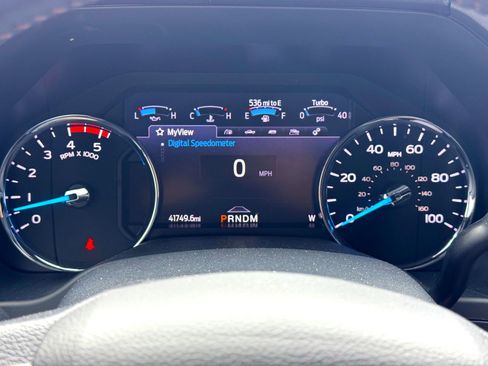 Used 2022 Ford F450 Platinum w/ FX4 Off-Road Package image 27