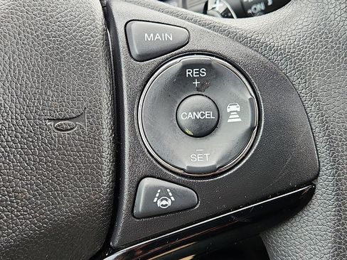 Used 2021 Honda HR-V EX image 22