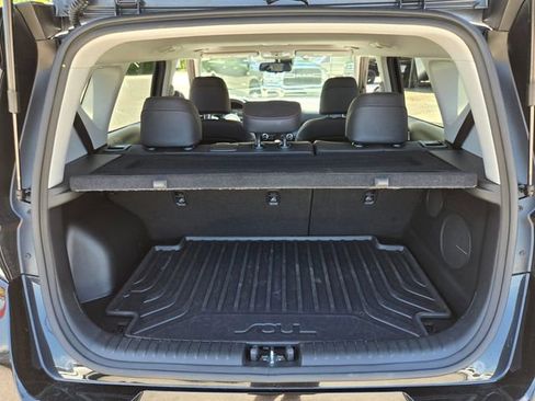 Used 2025 Kia Soul GT-Line w/ GT-Line Technology Package FWD image 17