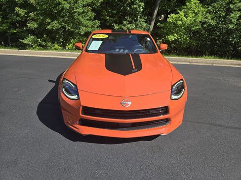 Used 2024 Nissan Z Performance w/ Heritage Edition RWD image 7