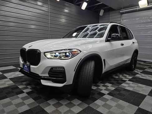 Used 2019 BMW X5 xDrive40i w/ Luxury Seating Package AWD/4WD image 46