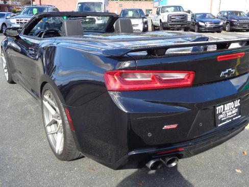 Used 2017 Chevrolet Camaro SS image 19