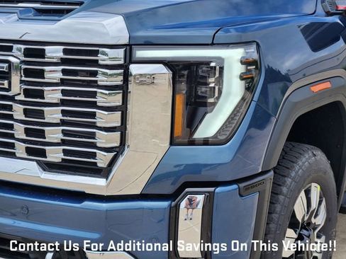 New 2026 GMC Sierra 2500 Denali w/ Denali Reserve Package AWD/4WD image 6