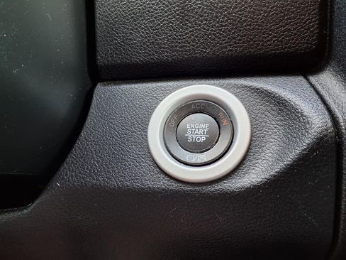 Certified 2017 RAM 1500 Laramie w/ Convenience Group image 15