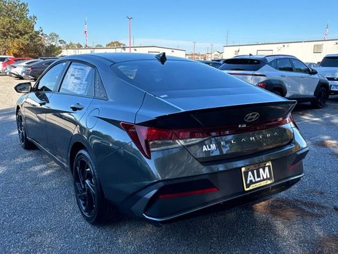 New 2026 Hyundai Elantra Sport image 4