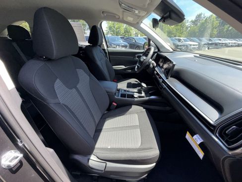 New 2026 Kia Sorento LX FWD image 24