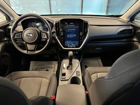Used 2025 Subaru Crosstrek 2.5i Premium AWD/4WD image 9