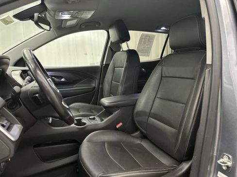 Used 2019 GMC Terrain SLT w/ Preferred Package image 16