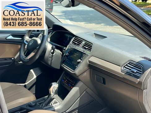 Used 2023 Volkswagen Tiguan SE AWD/4WD image 24