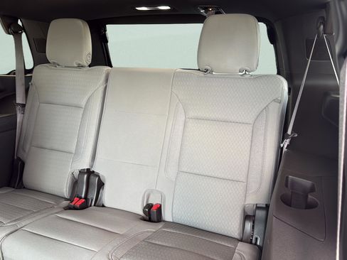 Used 2024 Chevrolet Tahoe LS RWD image 39