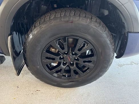Used 2021 Nissan Titan PRO-4X w/ Pro-4x Convenience Package AWD/4WD image 31