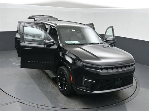 New 2026 Jeep Grand Wagoneer Limited image 52