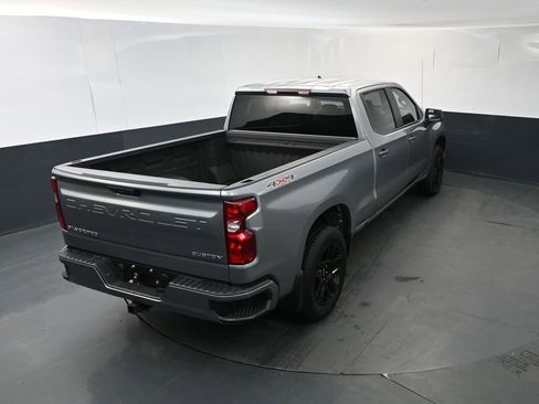 Used 2023 Chevrolet Silverado 1500 Custom AWD/4WD image 32