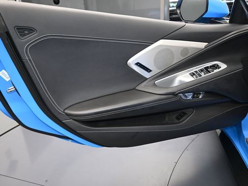 Used 2022 Chevrolet Corvette Stingray Preferred Conv image 11