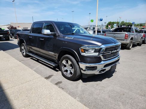 Used 2020 RAM 1500 Laramie AWD/4WD image 8