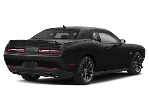 Used 2022 Dodge Challenger R/T Scat Pack RWD image 5